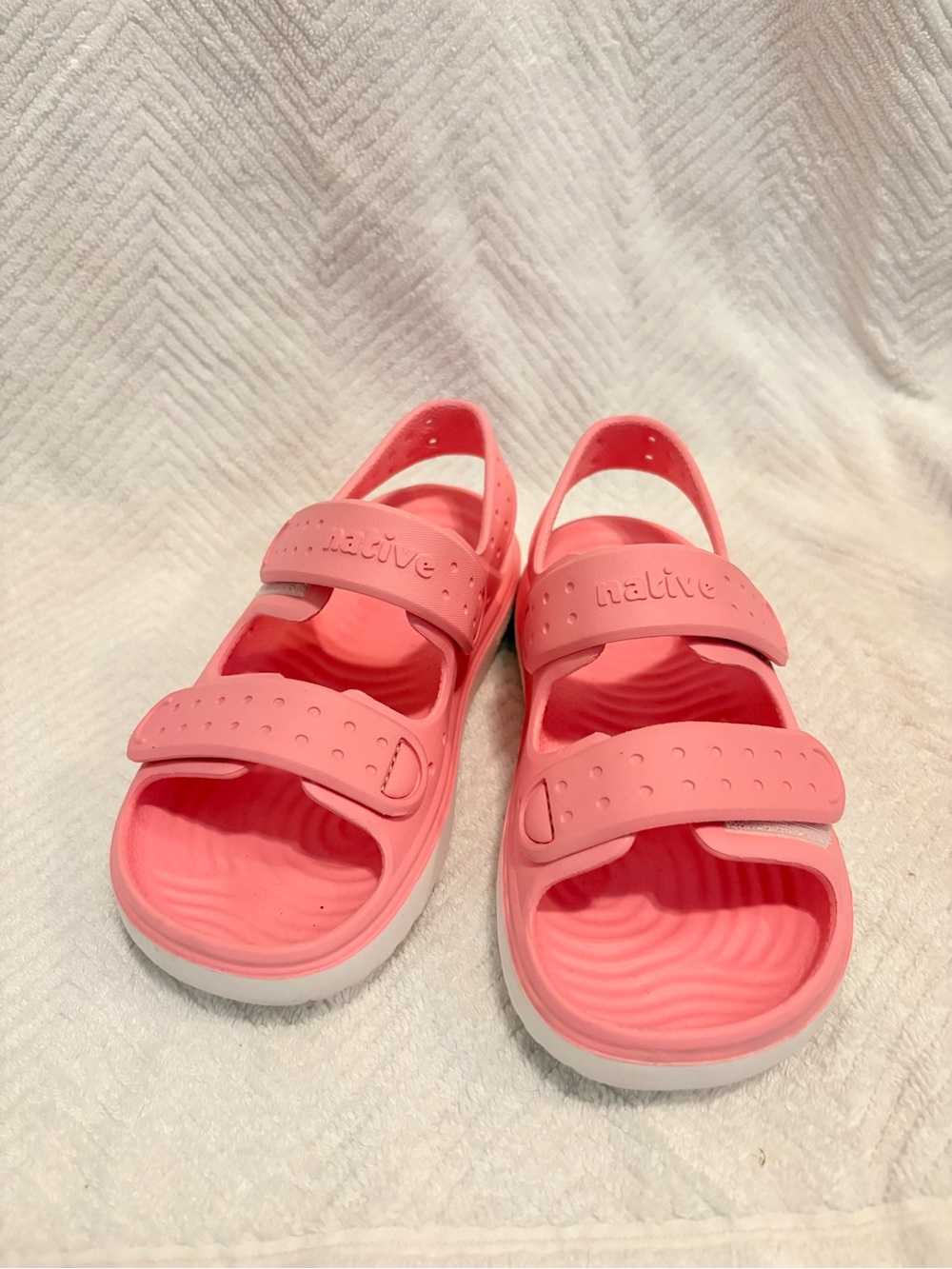Native Kids Double-Strap Sandals in Coral Pink